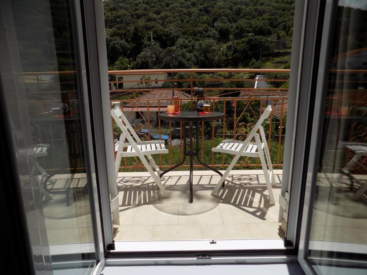 Afrodite Spacious Apartments! Agia Efimia Dış mekan fotoğraf