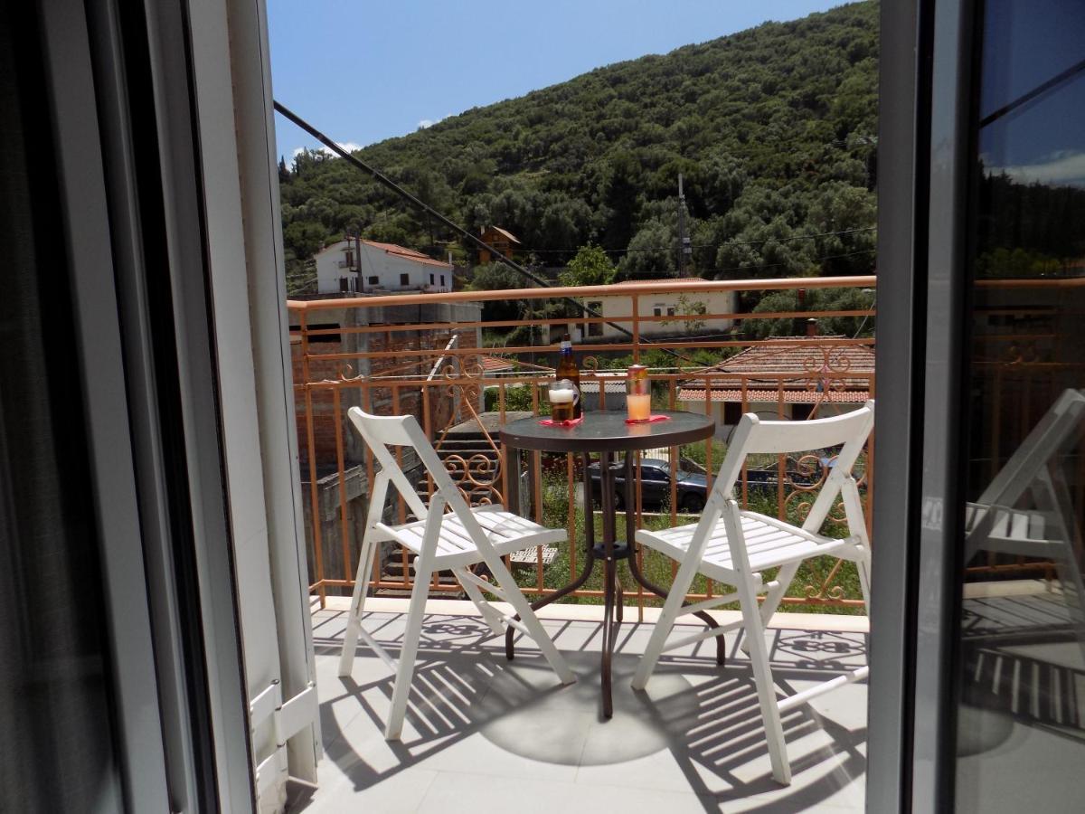 Afrodite Spacious Apartments! Agia Efimia Dış mekan fotoğraf