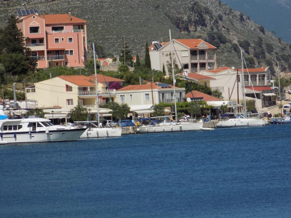 Afrodite Spacious Apartments! Agia Efimia Dış mekan fotoğraf
