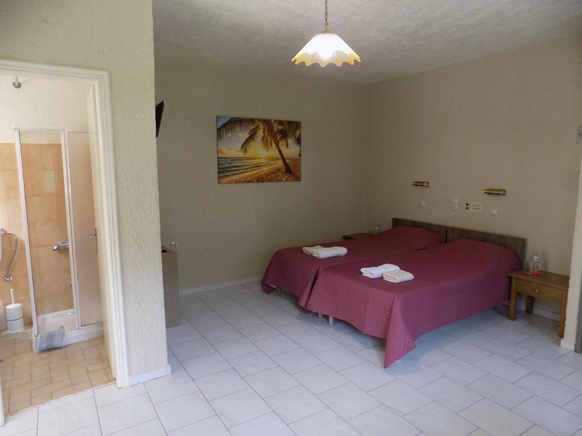 Afrodite Spacious Apartments! Agia Efimia Dış mekan fotoğraf